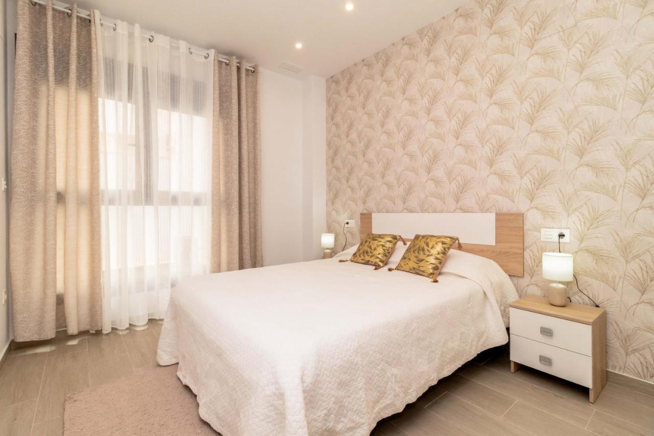Corazon Del Mar Apartment ตอร์เรเวียคา ภายนอก รูปภาพ